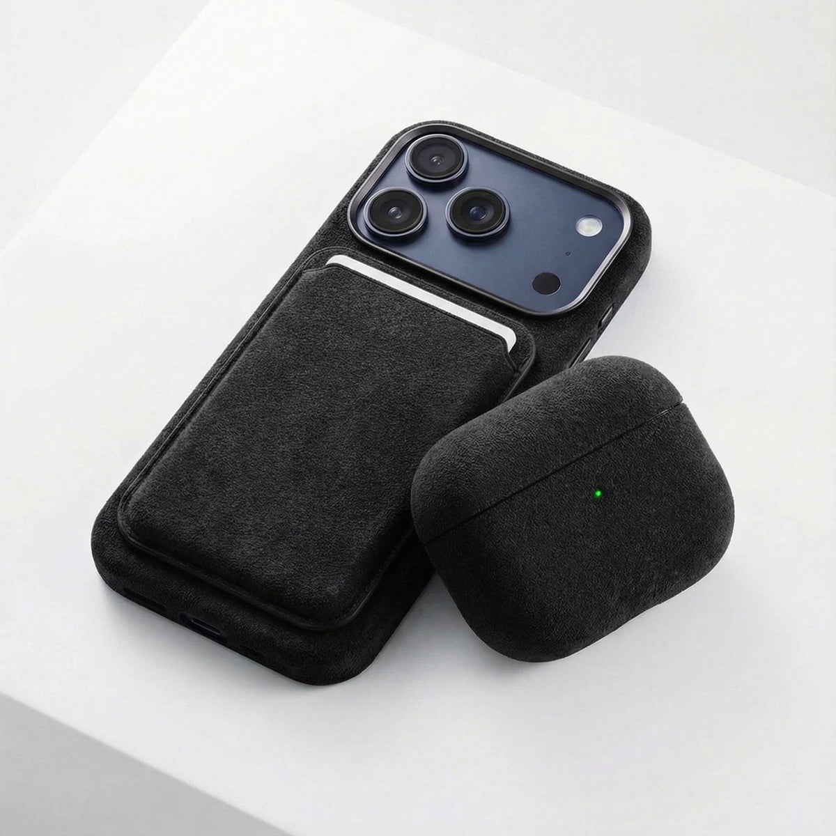 Cartera MagSafe de Alcantara